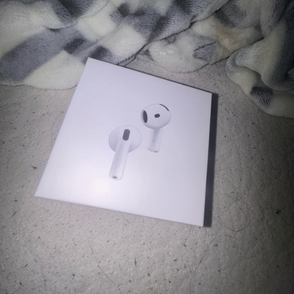 AirPod 4 with noise cancellation - Picture 2 of 4